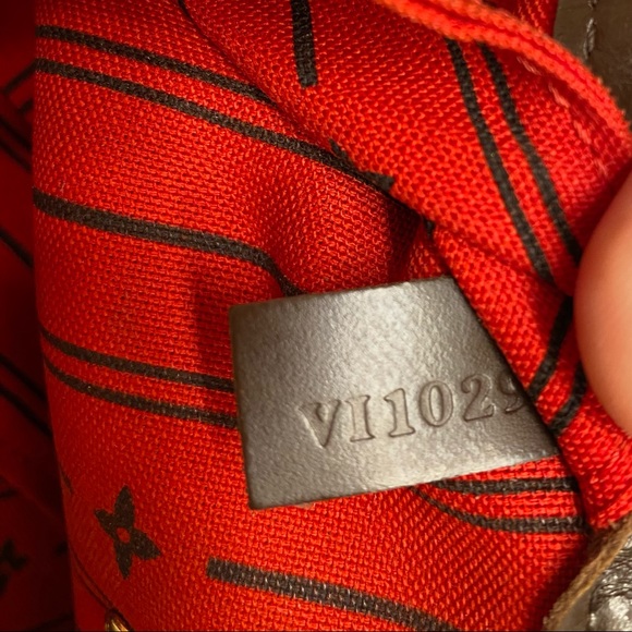 ❌Sold❌Auth Louis Vuitton Neverfull MM Tote Bag - Picture 10 of 12